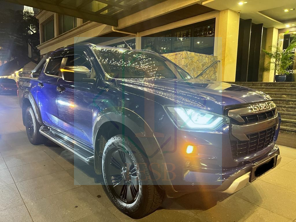 Rent 4×4 Isuzu Dmax X-Terrain Full Spec (2020)